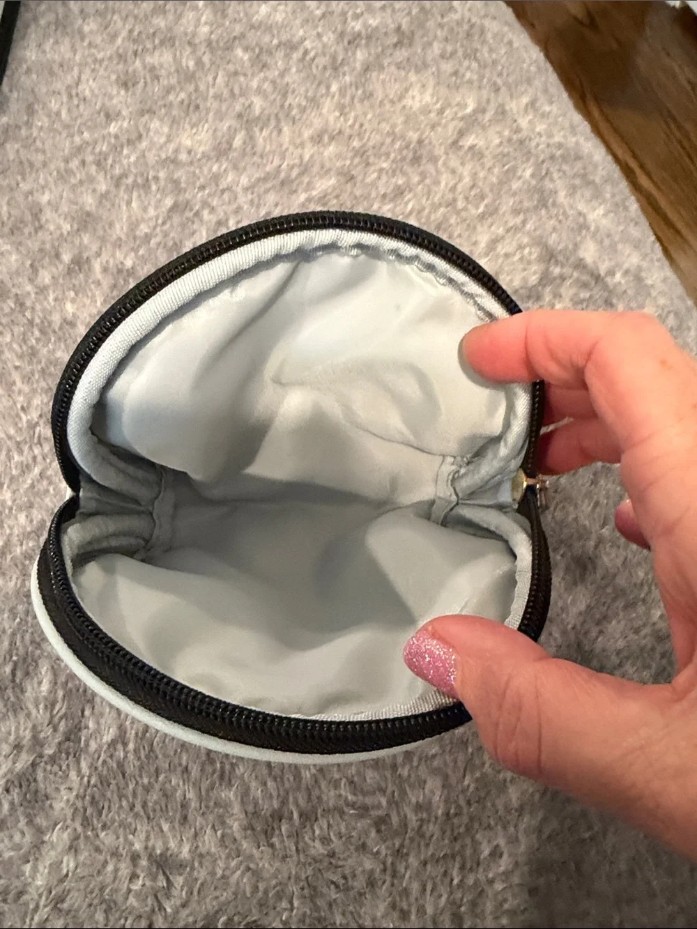 London Cosmetic Pouch - Light Blue and Red
